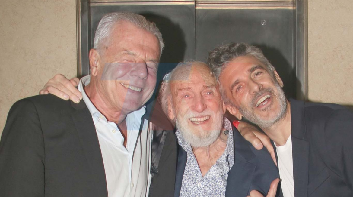 Aplausos y emoción en el homenaje a Héctor Alterio