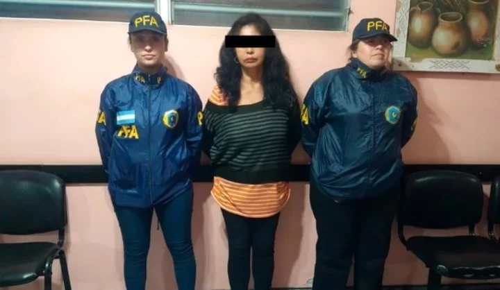 Detuvieron a una falsa médica que recetaba medicamentos a embarazadas