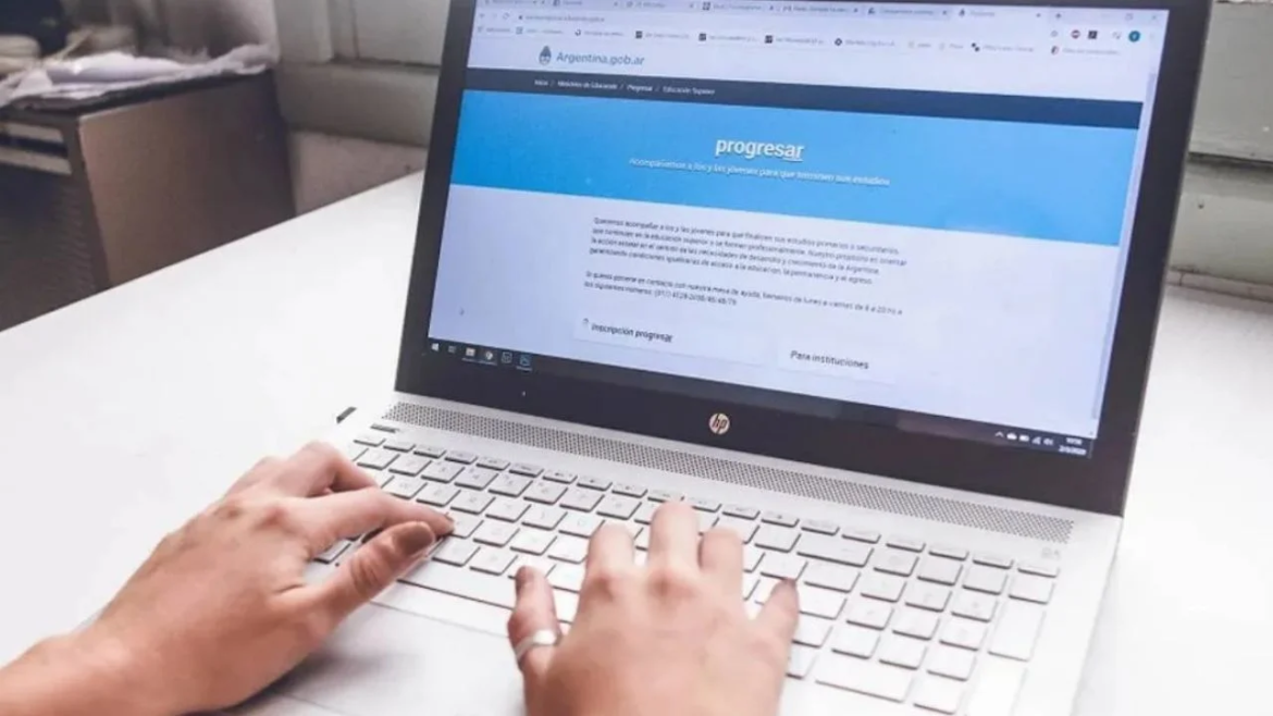 «Progresar idiomas»: cómo cobrar $9.000 por mes y un plus de $6.000