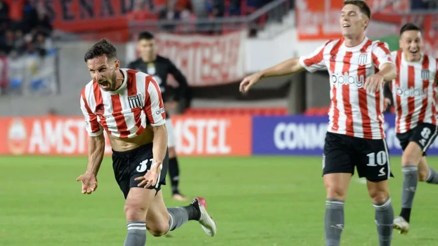 Estudiantes goleó a Tacuary y tiene puntaje ideal en la Sudamericana
