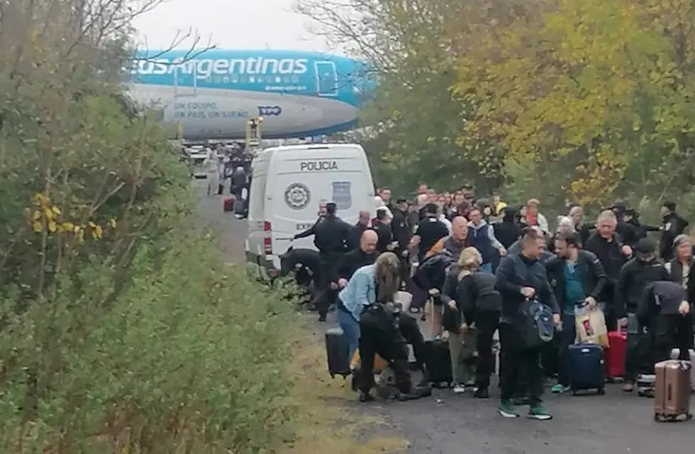 Indagan a la azafata de Aerolíneas Argentinas detenida por una amenaza de bomba