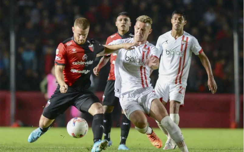 Colón frenó la buena marcha de Estudiantes en Santa Fe