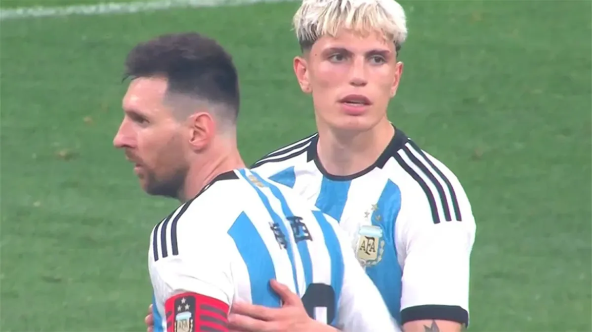 «Si esto es un sueño, que jamás me despierten», declaró Alejandro Garnacho después de su debut en la selección
