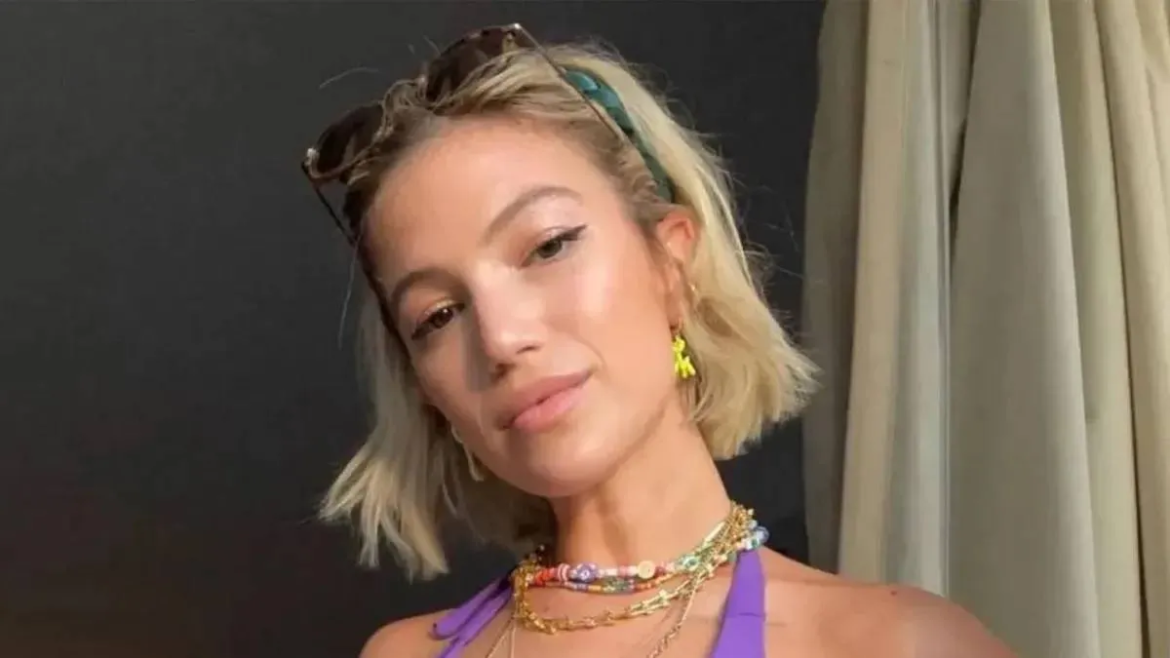 Stefi Roitman se hizo un radical cambio de look y Ricky Montaner le dejó un comentario explícito