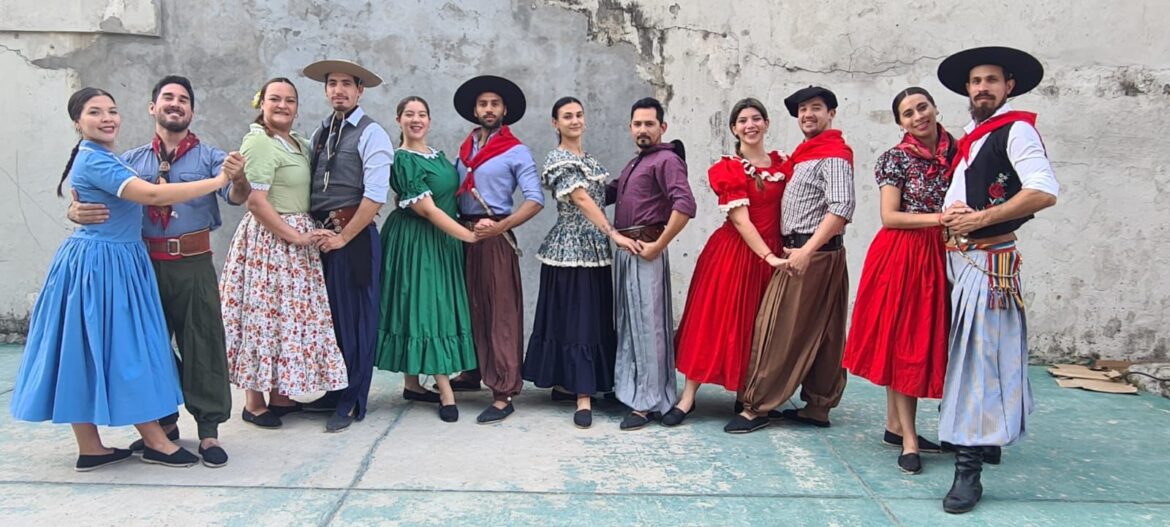Bailarines de todo el país participan mañana del festejo por los 40 años de democracia en Plaza de Mayo