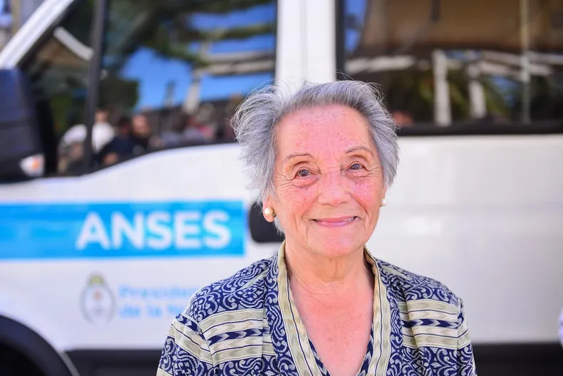 Más de 1.4 millones de jubilados y pensionados cobrarán un suplemento por la suba del salario mínimo vital y móvil