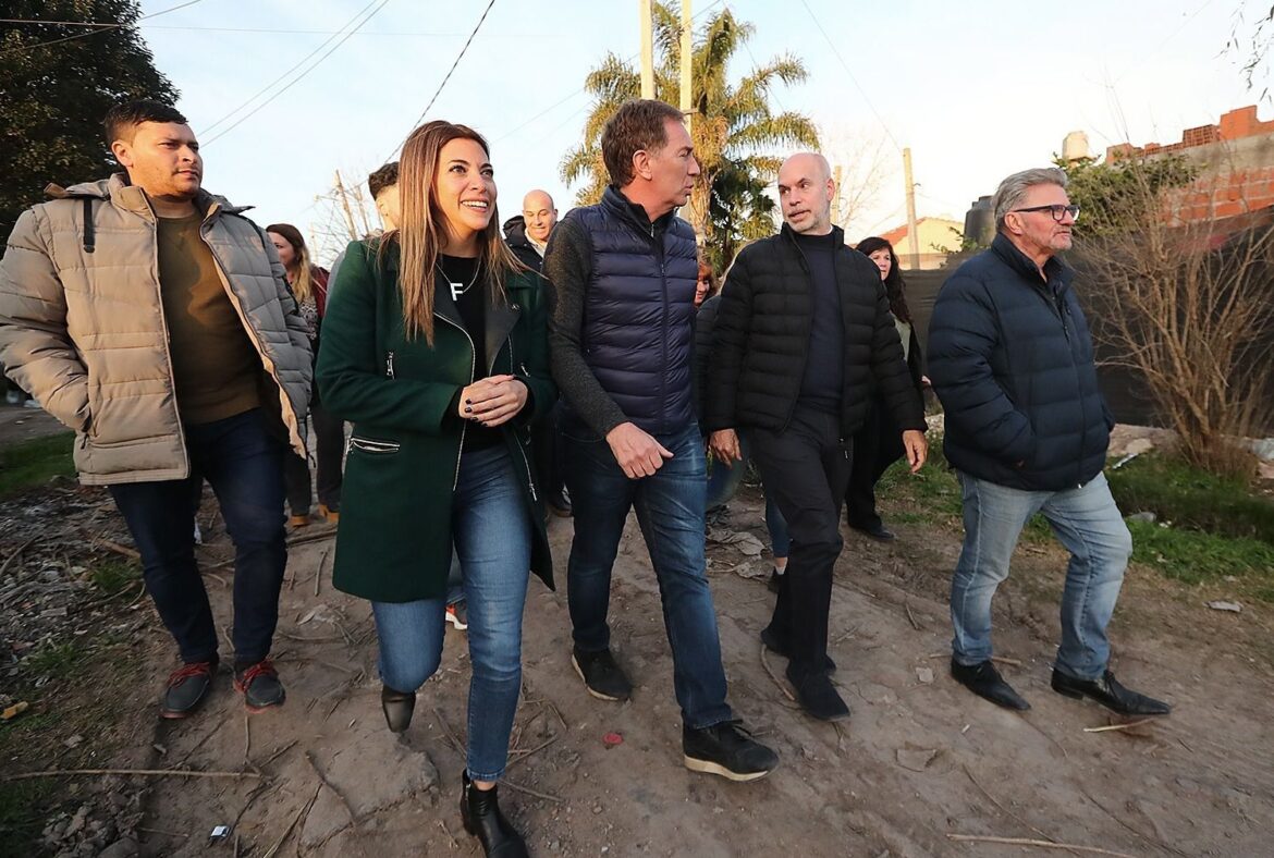 Rodríguez Larreta, tras recorrer Florencio Varela con Diego Santilli: “La desidia de Kicillof con la gente más humilde es aberrante”