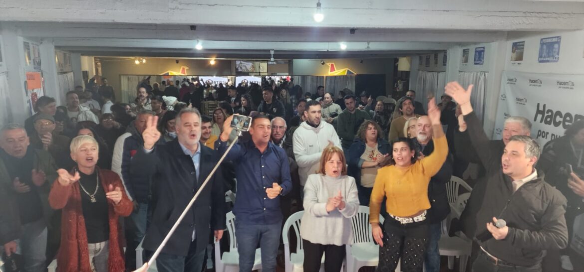 Mar del Plata: Alvarito presentó «Puerta de hierro siglo XXI» y pidió votar a Fabian Giovanniello