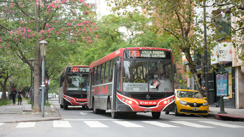 En provincia de Buenos Aires habrá transporte público gratis los días de elecciones