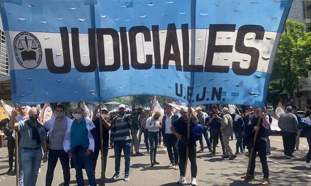 Los judiciales realizarán un banderazo nacional por el cobro de tercer tramo de aumento