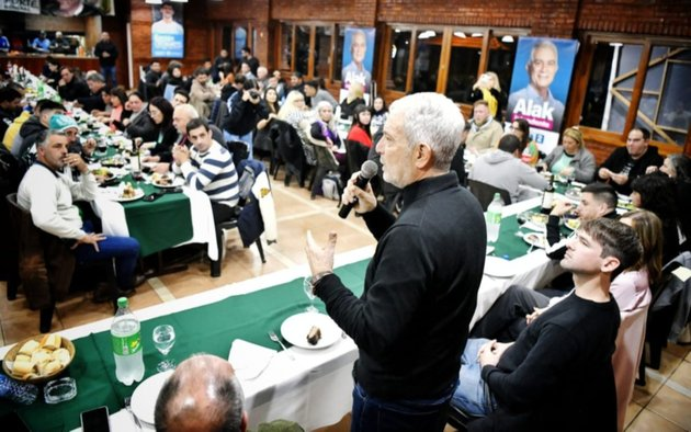 El ministro de Justicia bonaerense convocó a «una campaña intensa, barrio por barrio, casa por casa»