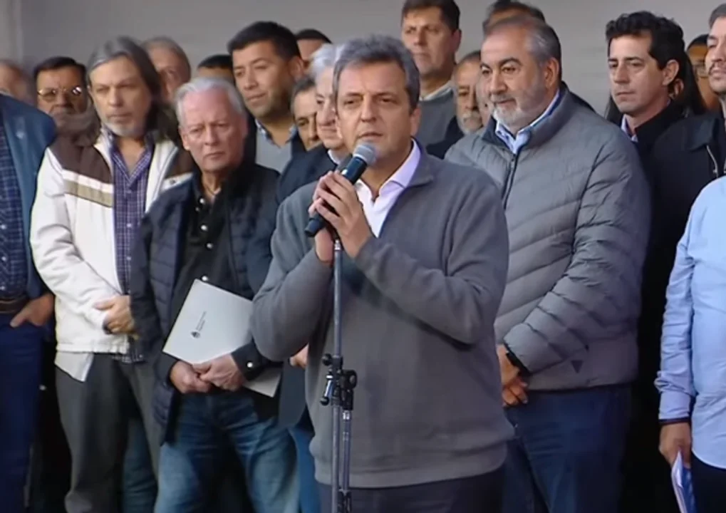 «Mi Presidencia va a estar marcada por la recuperación del salario», afirmó Massa