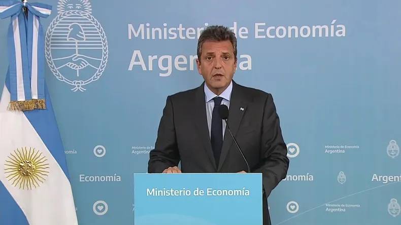 Massa presenta el proyecto de Ley de Presupuesto 2024 al Congreso