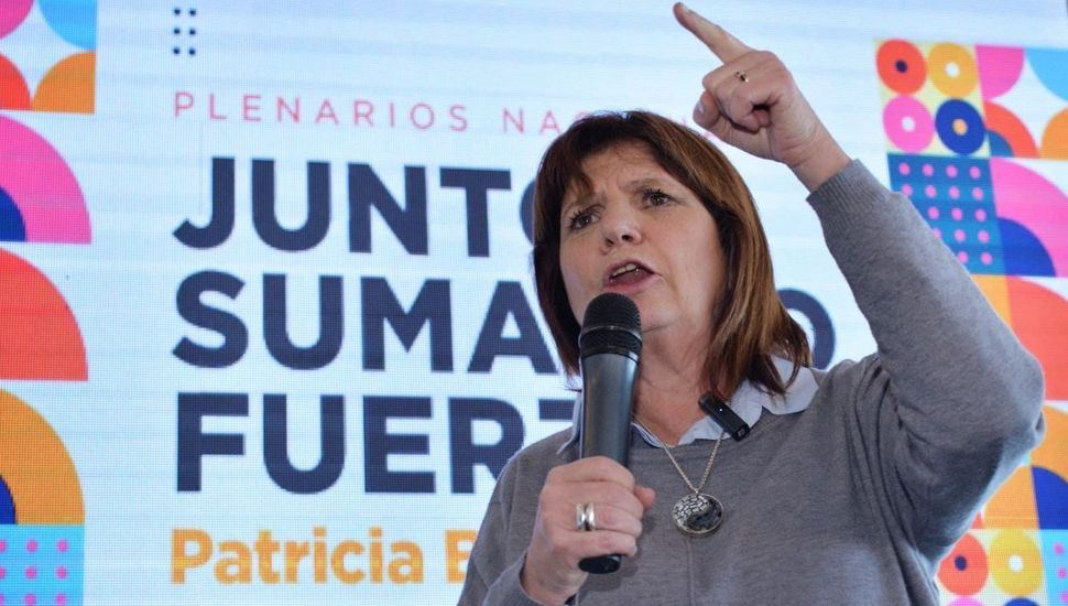 Bullrich realizo un acto en Rosario luego de recorrer localidades de Córdoba y Santa Fe