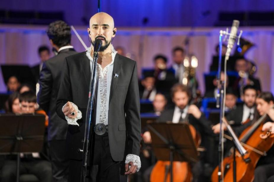La AFA eligió la versión del Himno Nacional de Abel Pintos para todos los partidos de la Selección