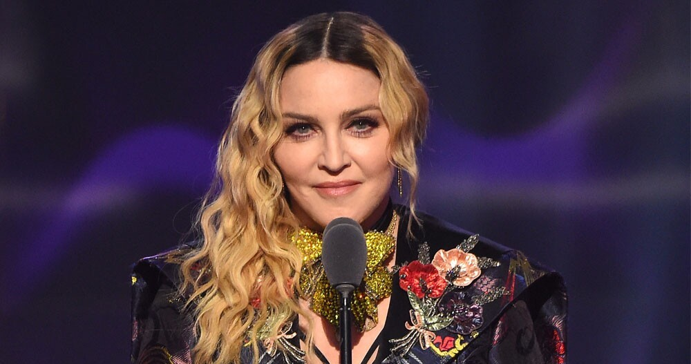Madonna regresó a los escenarios tras su internación y le dio inicio a The Celebration Tour