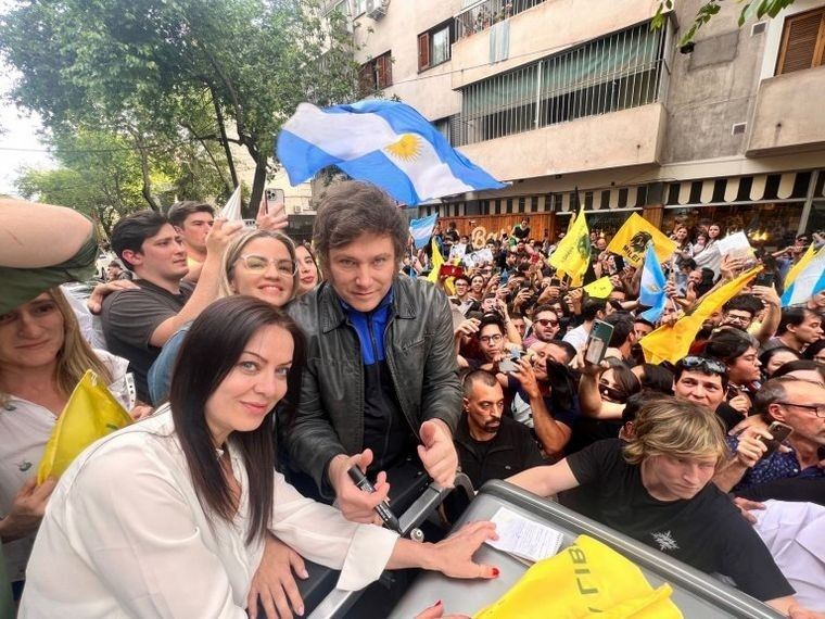 Milei cerrará el jueves su campaña en Córdoba y hoy visitará Rosario