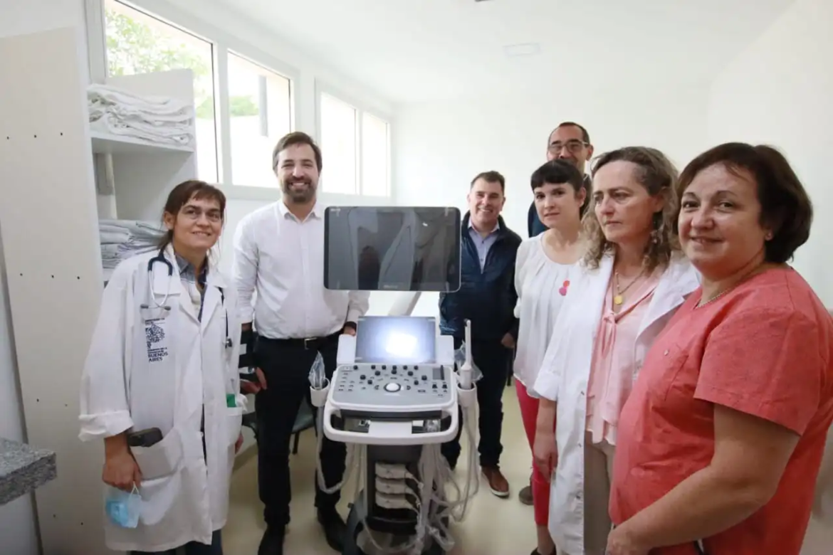 Kreplak entregó dos ecógrafos en el Hospital de Niños