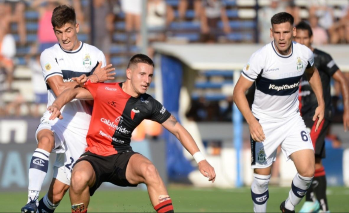 Colón y Gimnasia definirán el segundo descenso de la Liga en un desempate