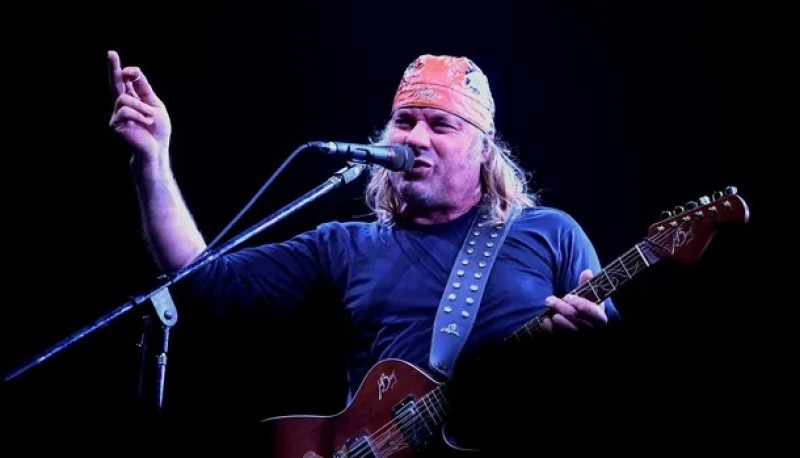 La Renga le hizo una dura advertencia a Javier Milei durante un show en Tierra del Fuego