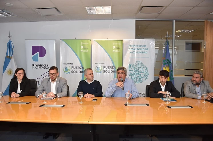 Se otorgaron créditos a cooperativas para mejorar conectividad y servicios en zonas rurales