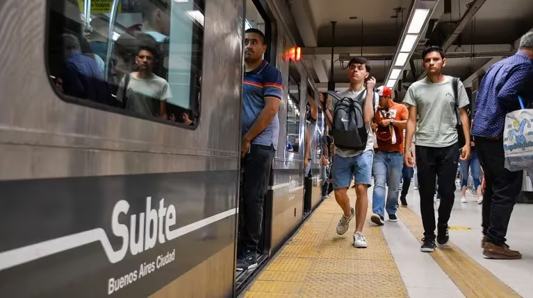 Uno por uno, cuáles son los servicios que tendrán un aumento en enero