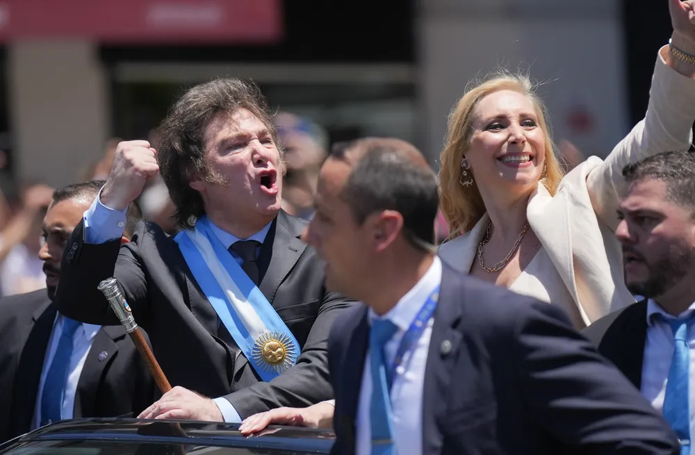 Modifican decreto de Macri sobre designación de familiares en el sector público nacional