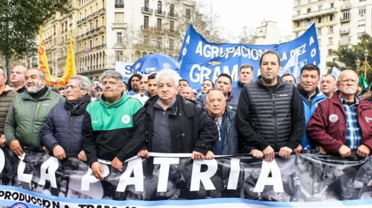 El Gobierno intimó a sindicatos a pagar hasta $56 millones