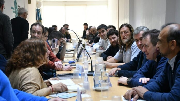 Provincia abonó el total de haberes docentes bonaerenses, incluidas las sumas aún no transferidas por Nación