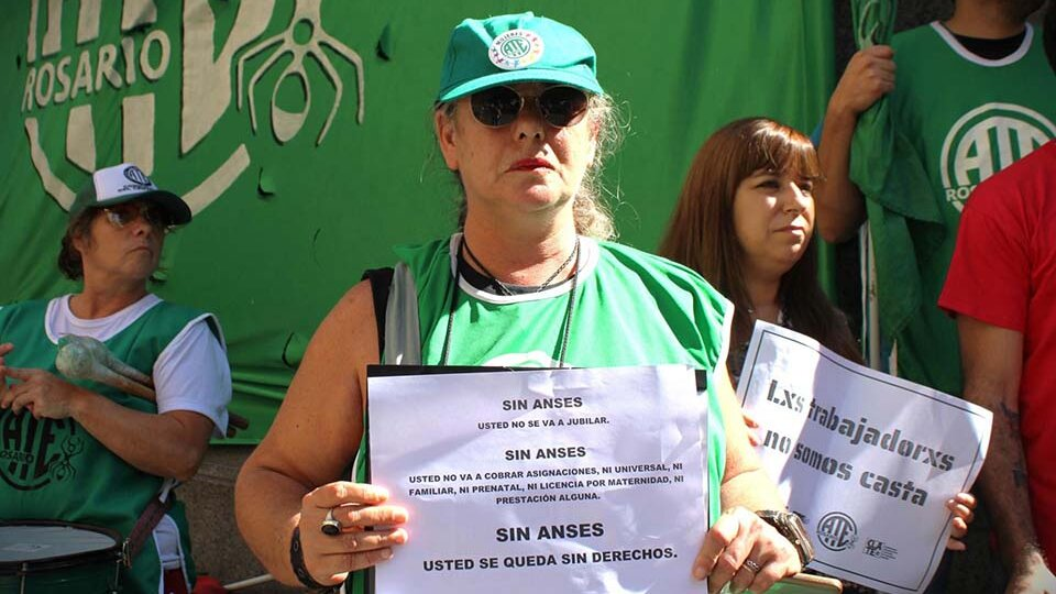 Santa Fe: Peligran 3600 empleos públicos nacionales en