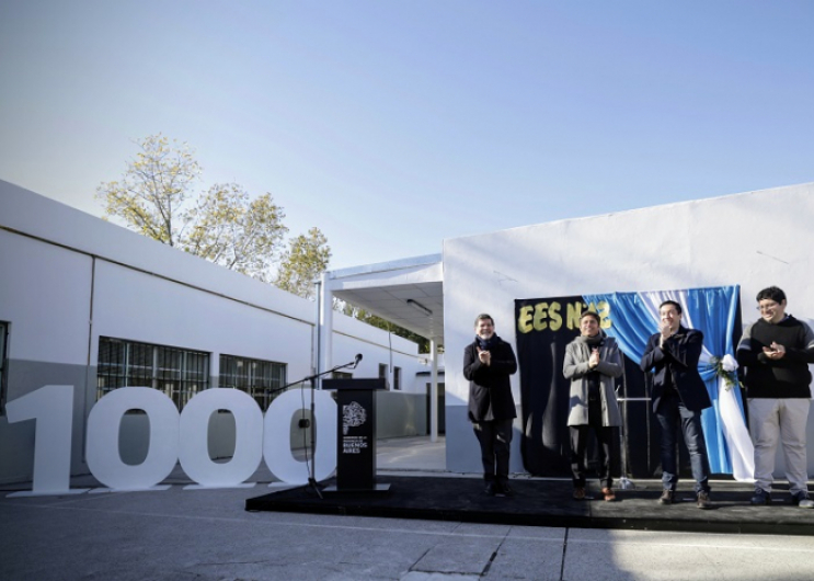 Kicillof: “Somos una sociedad entera que apoya la escuela pública para que los bonaerenses tengan un futuro mejor”