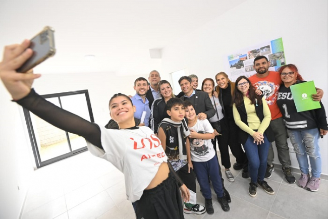 La Provincia construirá más viviendas en Avellaneda