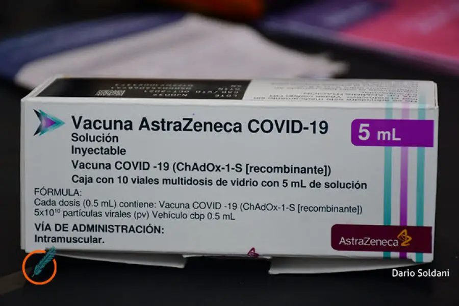 Córdoba: una mujer inicia acción legal por 100 millones contra AstraZeneca y ANMAT