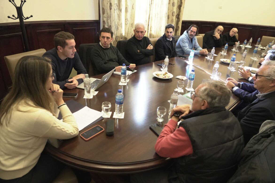 Flavia Delmonte expresó su apoyo a las PyMeS: ‘No se puede apañar la industria del juicio’