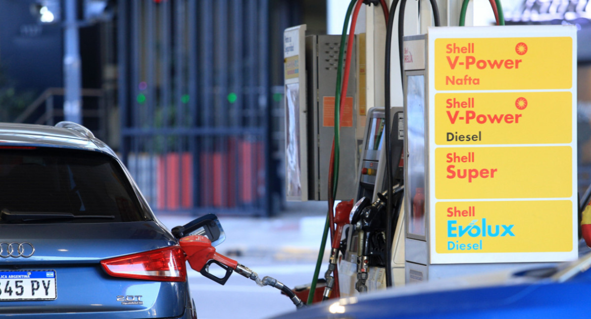 Desde hoy aumenta la nafta y el gasoil 3,5%