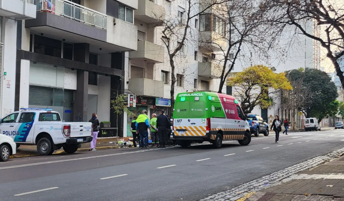 Un hombre de 63 años se descompensó manejando y murió