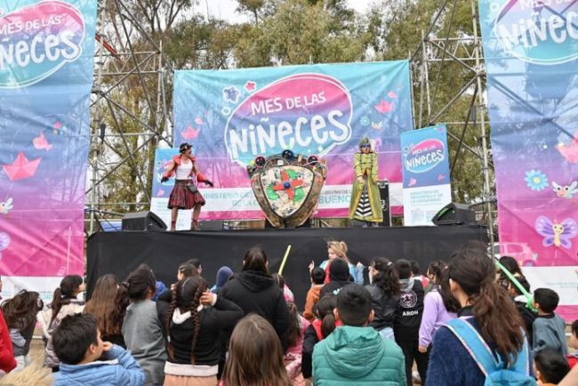 La Provincia celebra el Mes de las Niñeces