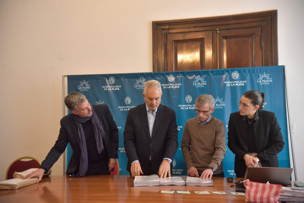 Se abrieron los sobres para la licitación de las plazas San Martín, Italia y Rocha