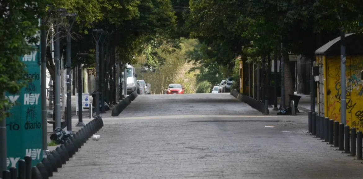 La Plata: Julio Alak impulsa la Re jerarquización y puesta en valor de los centros comerciales de calle 8 y 12