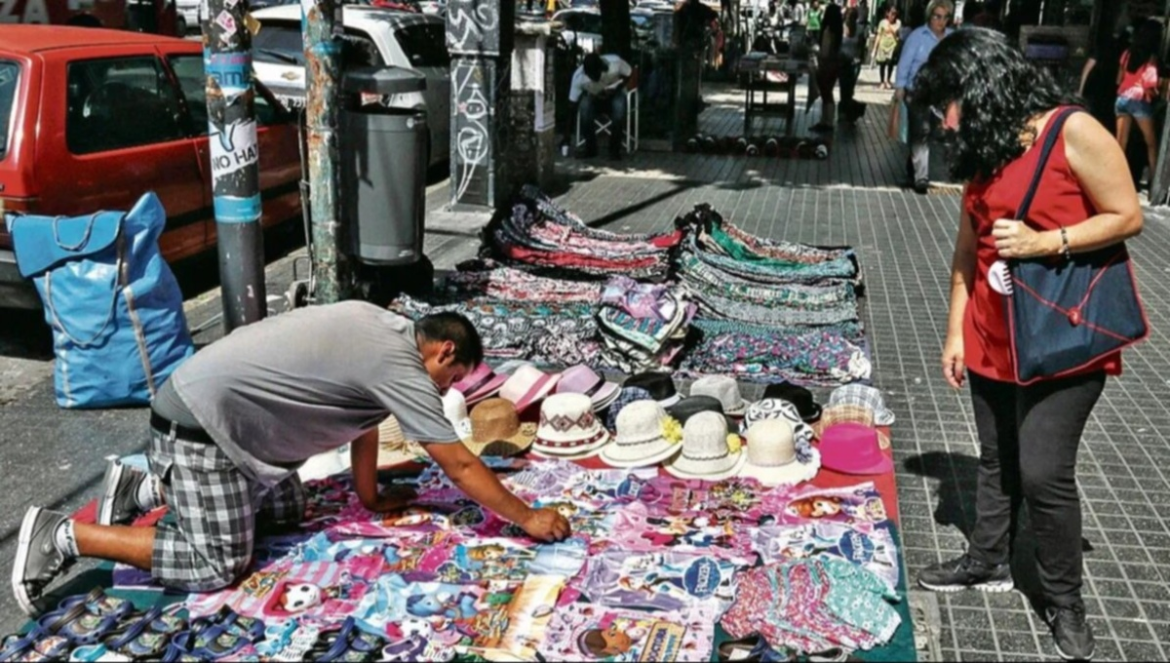 La venta ambulante en La Plata cayó cerca del 80% en los últimos tres meses