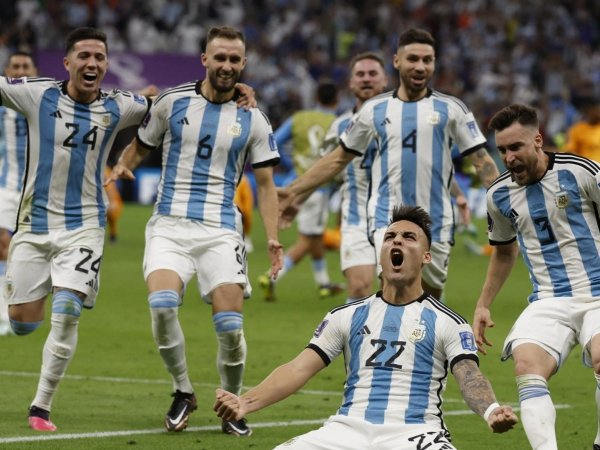 Así se juega la fecha 8 de las Eliminatorias Sudamericanas: cronograma, árbitros y TV