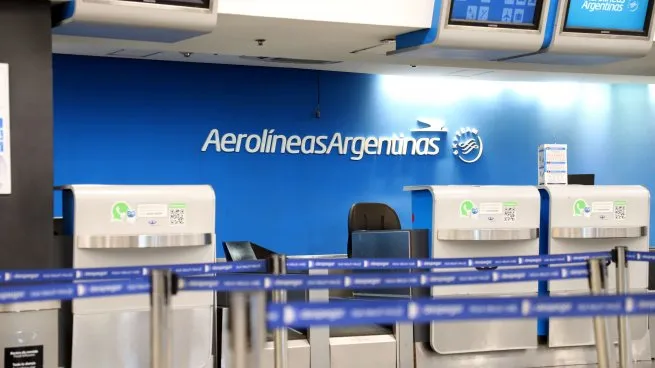 El gobierno por decreto, declara a Aerolíneas Argentinas ‘sujeta a privatización’