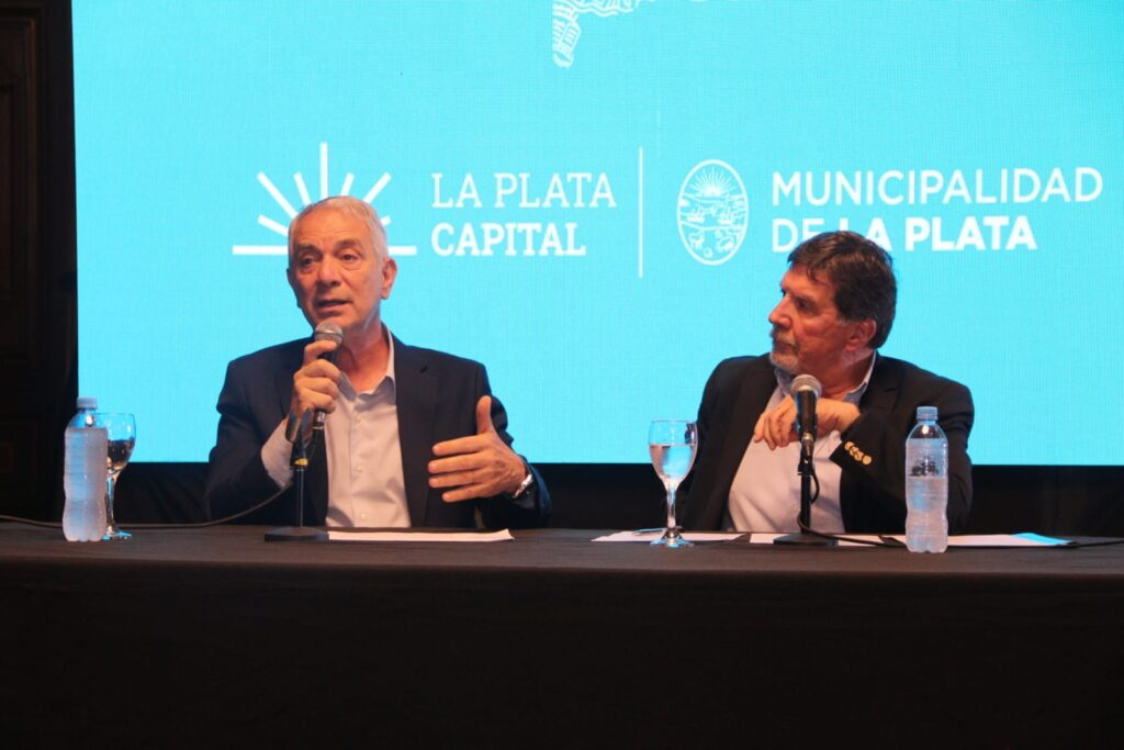 La Plata: Alak y Sileoni anunciaron obras para 100 escuelas platenses