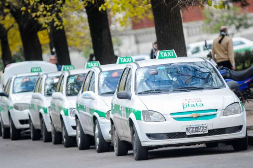 Se viene un nuevo aumento de la tarifa de los taxis ¿A cuánto se va la bajada y cuándo será?