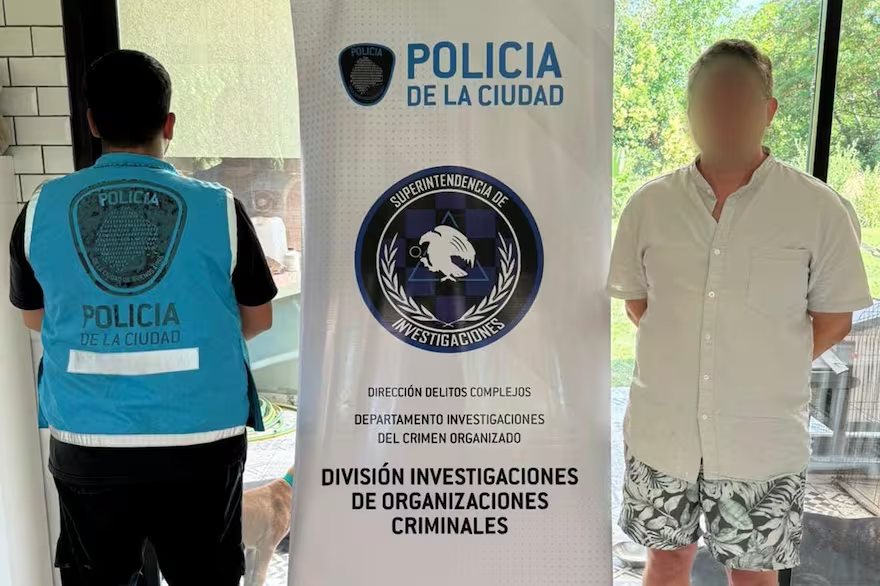 Operativo en un country: detuvieron a un funcionario de la Municipalidad de Pilar acusado de abusar de tres hombres
