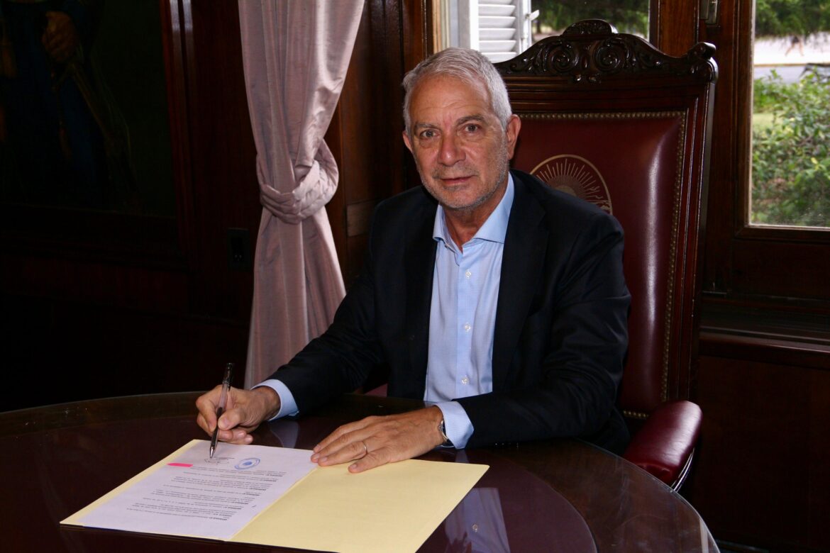 SE ADJUDICAN OBRAS DEL PLAN DE MANTENIMIENTO URBANO DE LA PLATA