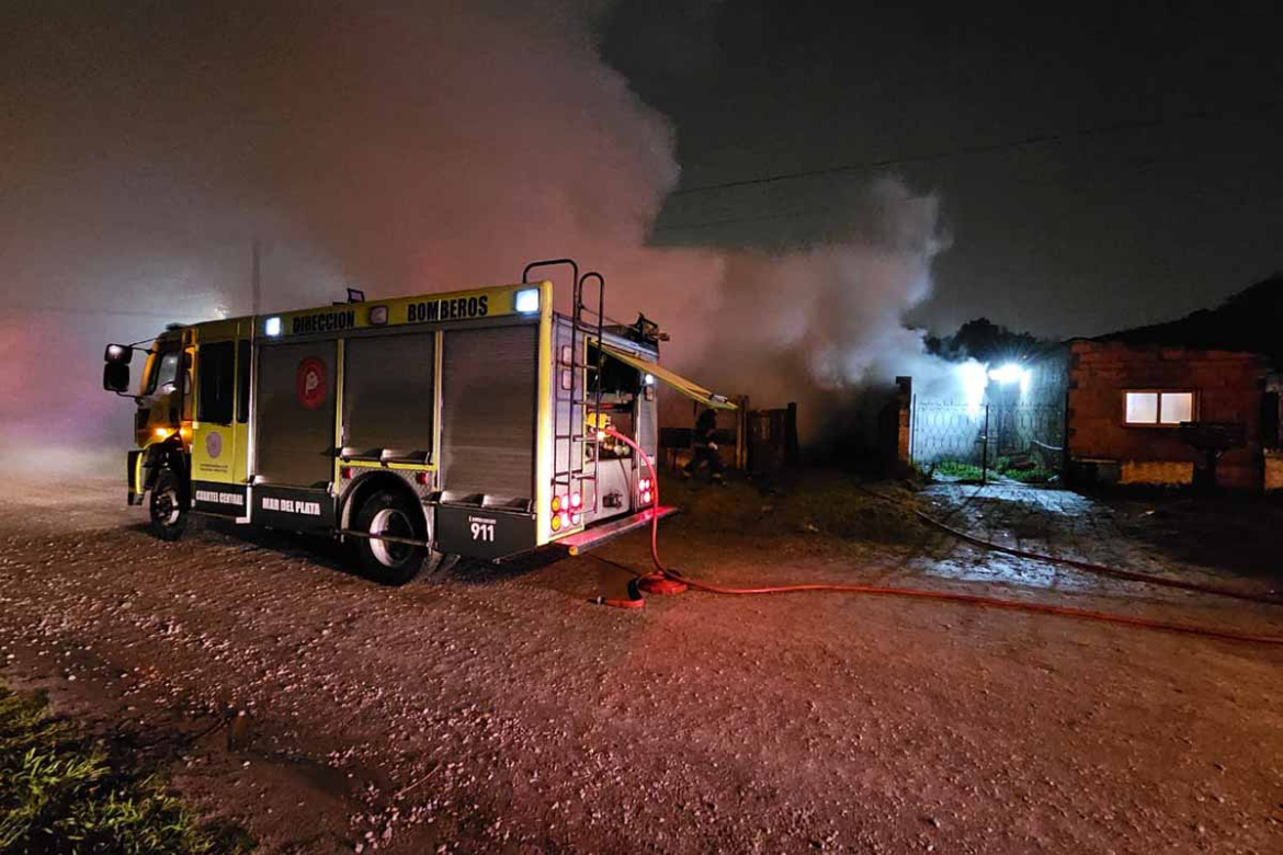 Mar del Plata dos incendios en la noche del miércoles.