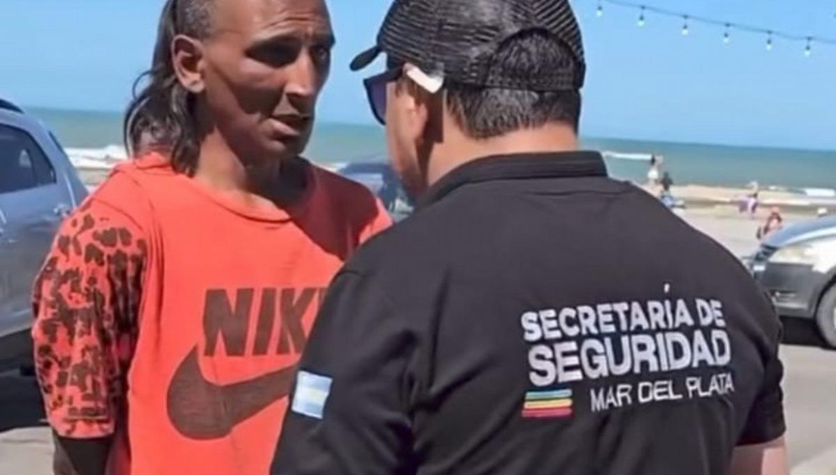 Mar del Plata: detuvieron a un «trapito» en la playa Bristol y el video es viral