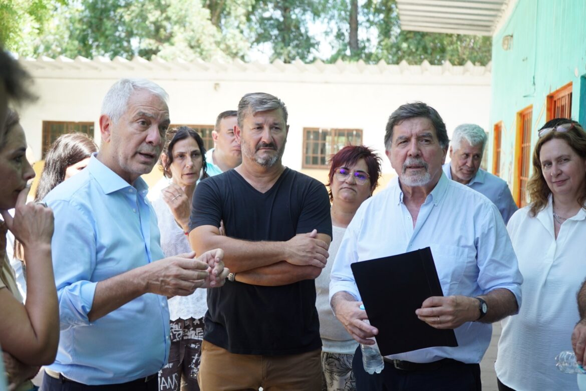 Municipio y Provincia avanzan con obras de infraestructura en escuelas platenses