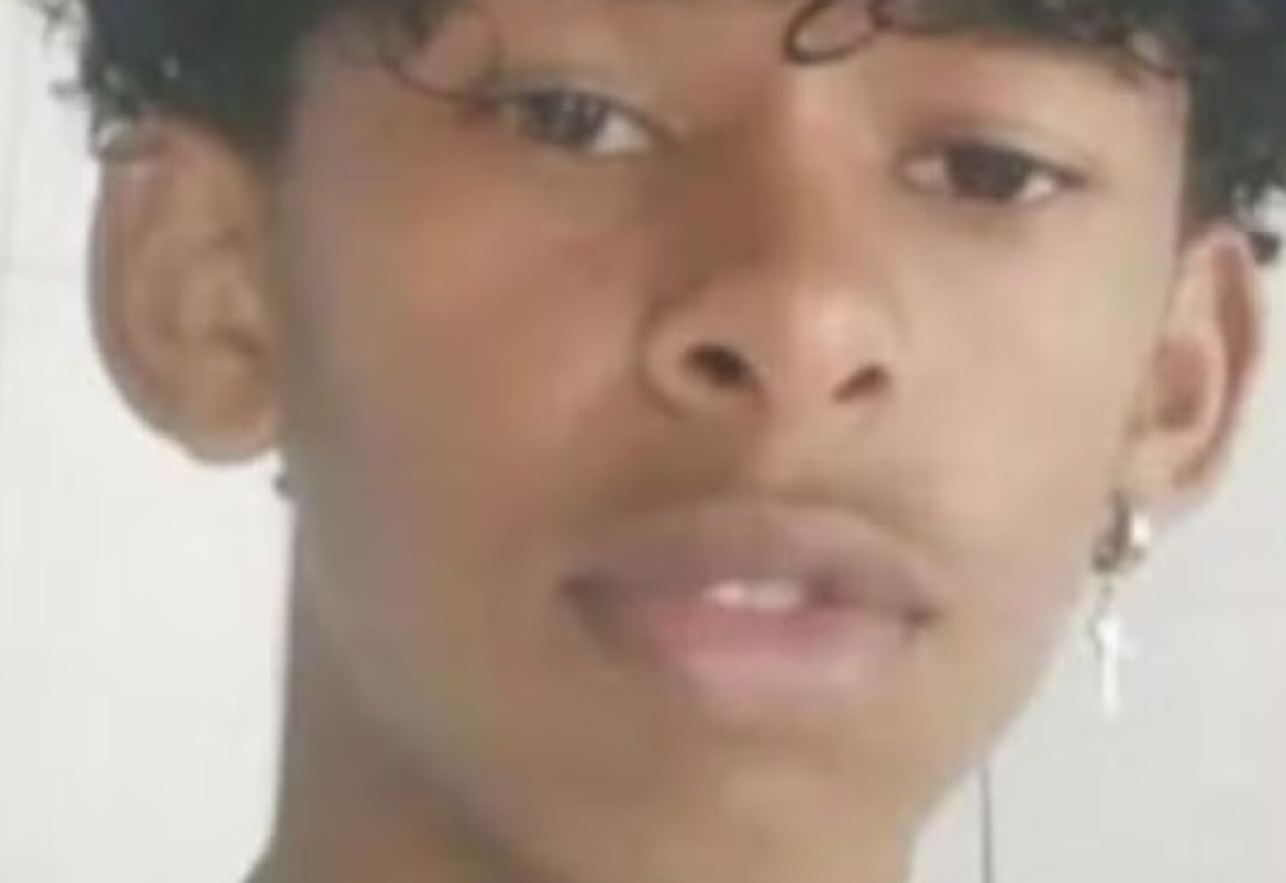 Un adolescente de 14 años murió luego de inyectarse los restos de una mariposa triturada